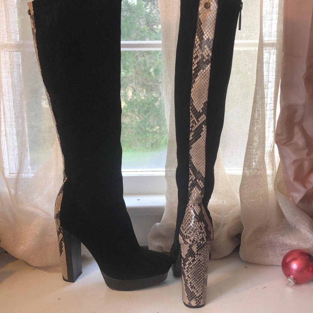 Calvin Klein Lacie Black Suede Boots Sz. 9M